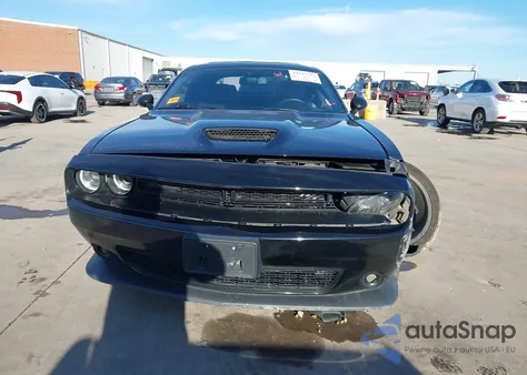2021 Dodge Challenger R/T z USA, uszkodzony, nr VIN 2C3CDZBT5MH513506